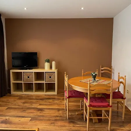 Gisca Apartment *